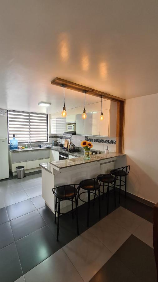 Elegante Apartamento Con Vistas Al Volcan Tungurahua Баньос Экстерьер фото